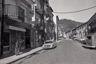 Avenida Rocha Paris