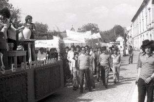 Celebração do 1º de Maio em 1975: Manifestantes