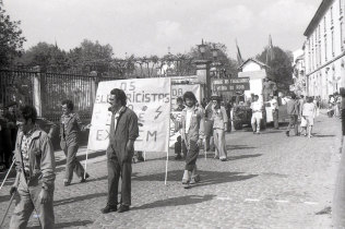 Celebração do 1º de Maio em 1975: Manifestantes