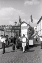 Celebração do 1º de Maio em 1975: Manifestantes