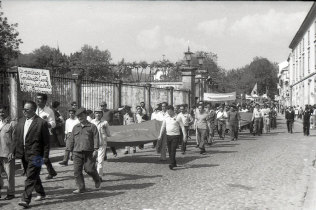 Celebração do 1º de Maio em 1975: Manifestantes