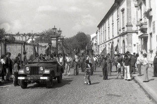 Celebração do 1º de Maio em 1975: Manifestantes