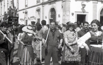 Celebração do 1º de Maio em 1975: Manifestantes