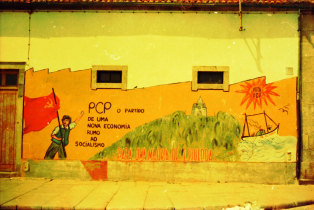 Mural da Revolução