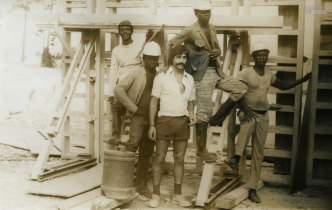 Trabalhadores no Gabão