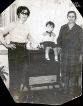 Palmira Alves e família