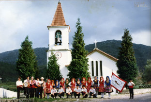 Rancho Folclórico de Dem